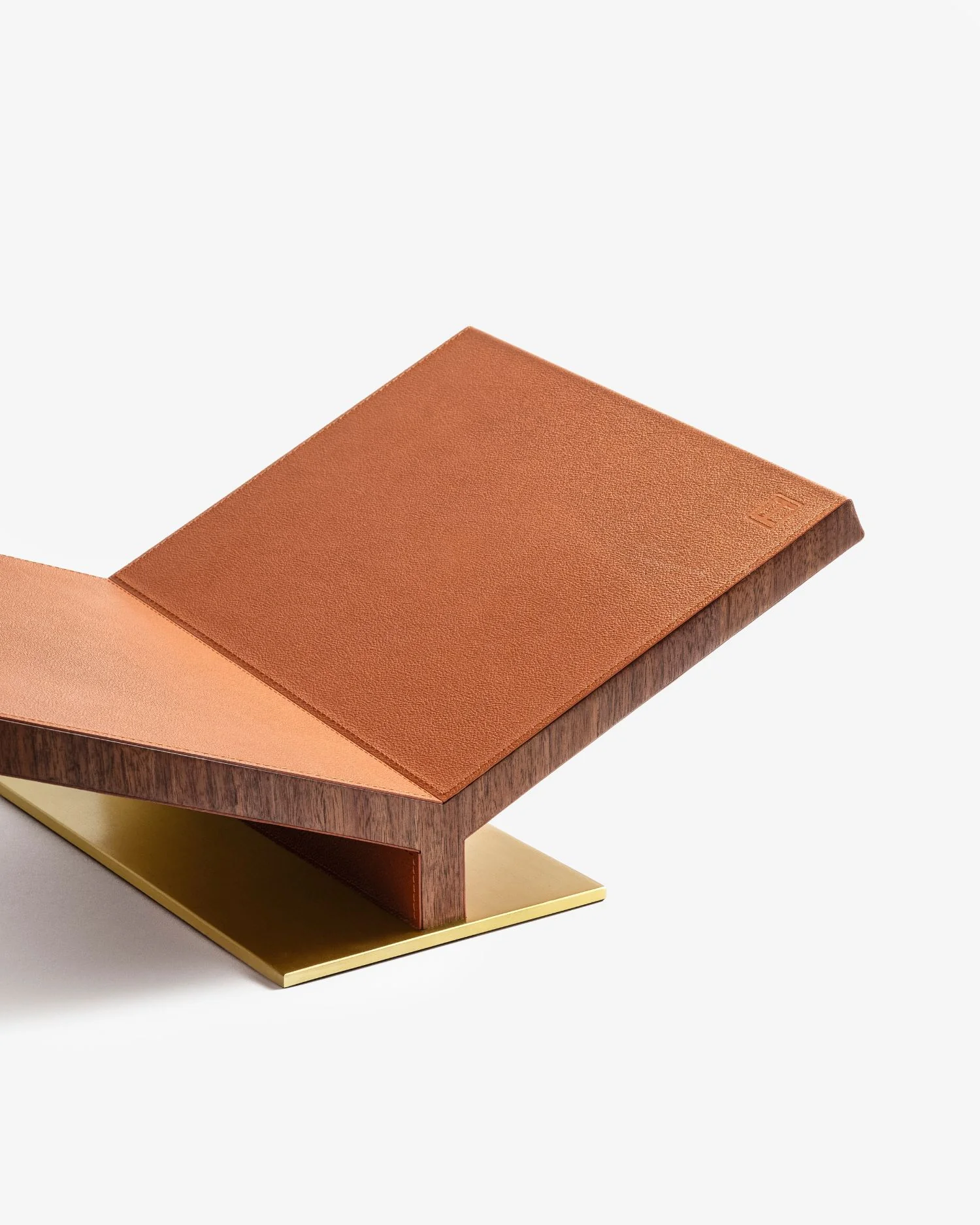 Collector Classic Bookstand - Camel - Image 4