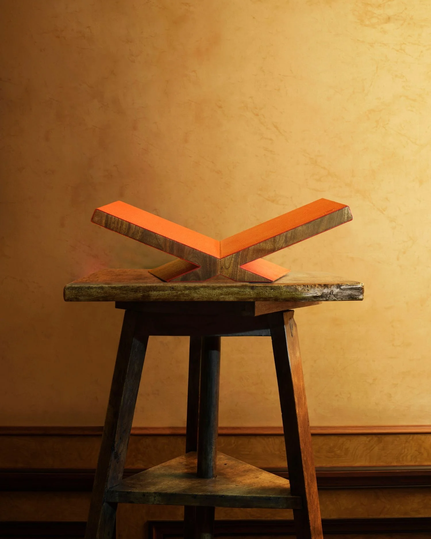 Culture Ultimate Bookstand - Camel - Image 2