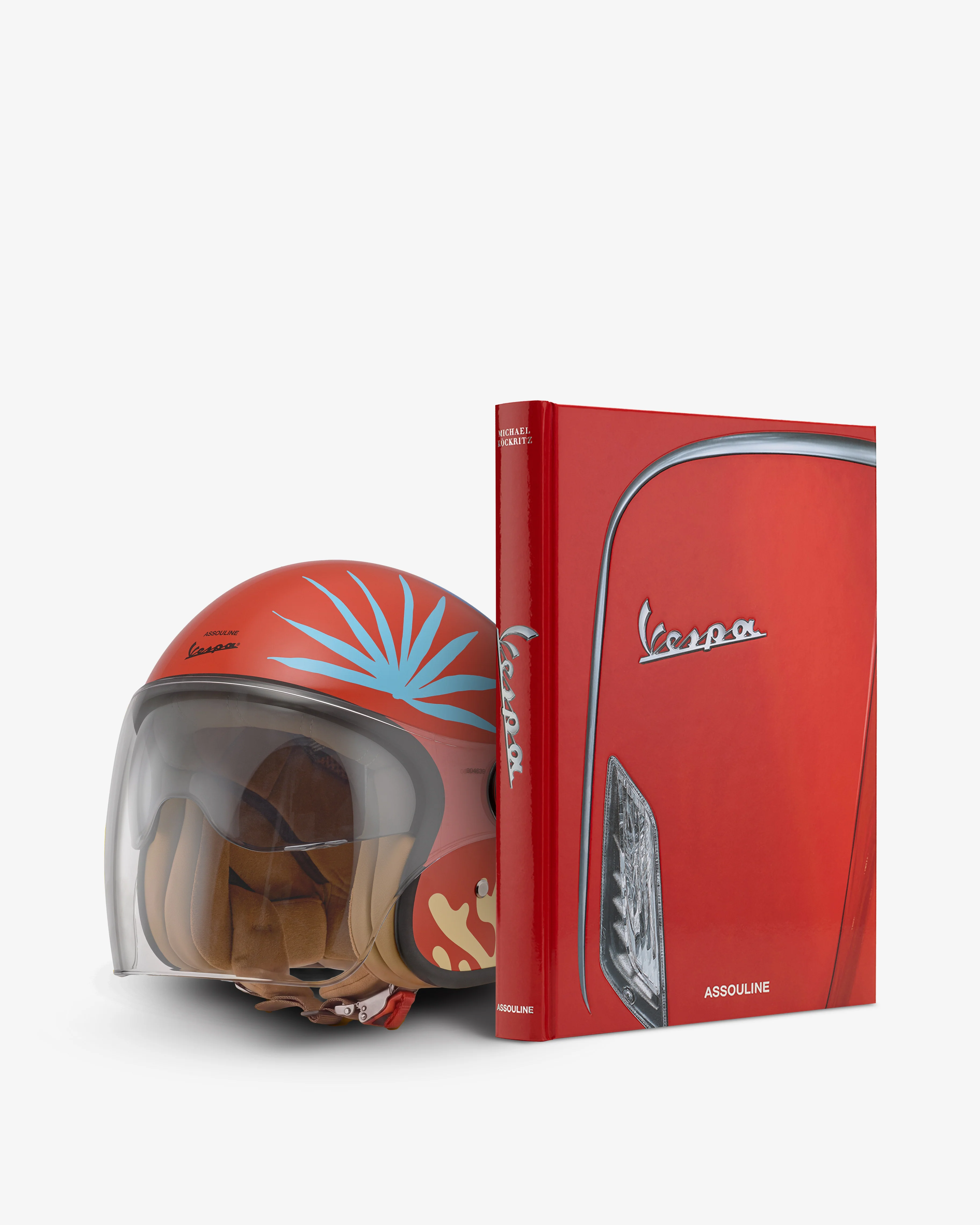 Vespa: The Rider's Gift Set (Book and Helmet) - M - Image 2